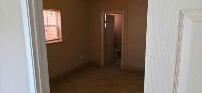 Building Photo - 3419 Sealy Ave