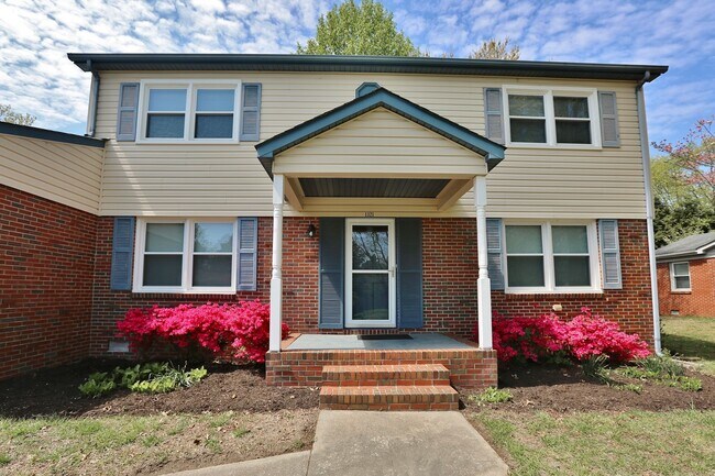 Building Photo - 1321 Conrad Ln