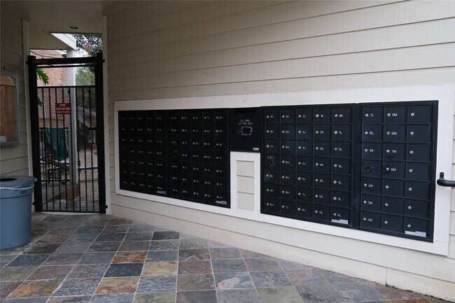 Building Photo - 2001 Bering Dr