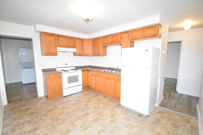 Building Photo - Rob Rd-142