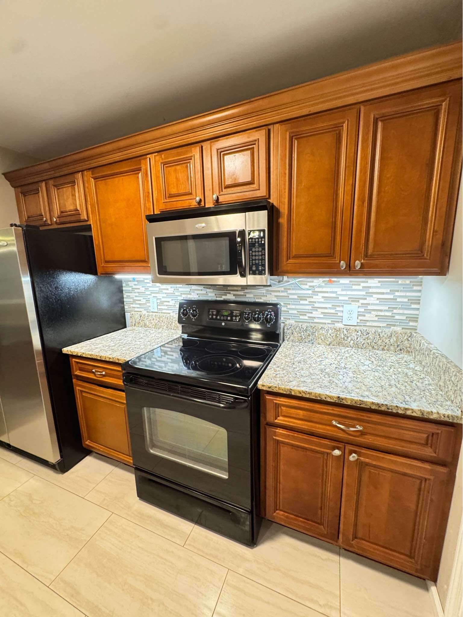 Building Photo - 601 Abingdon Way