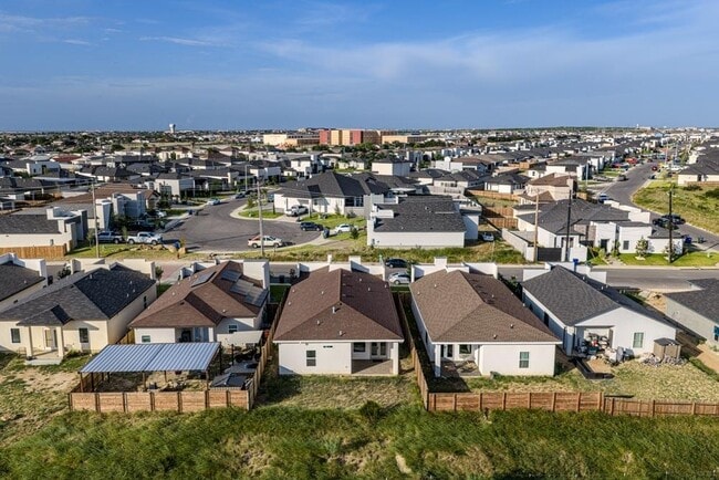Building Photo - 3912 Texas Dr