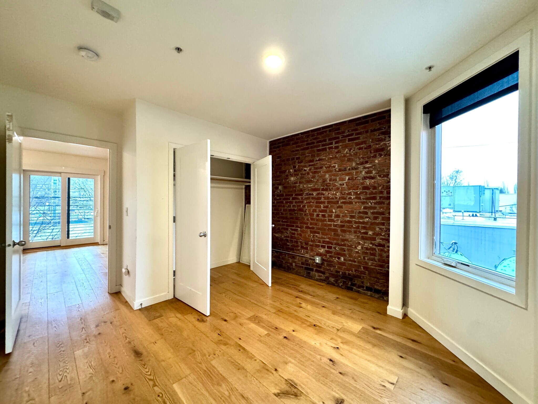 Building Photo - 8803 N Lombard St