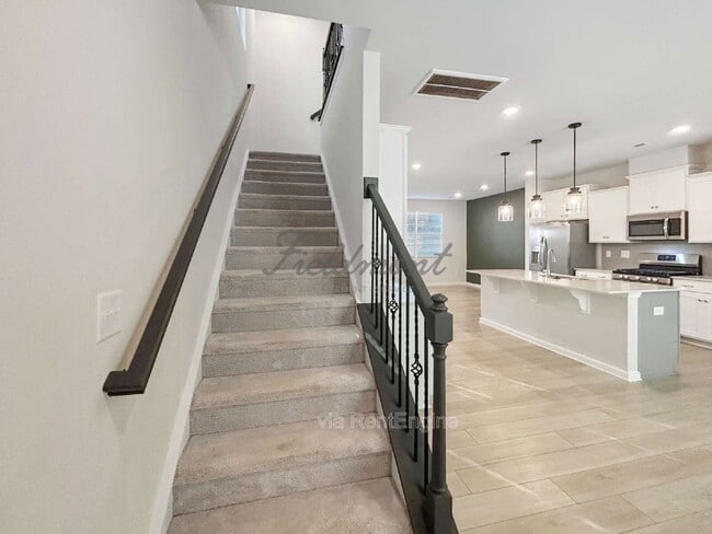 Building Photo - 209 Stammer Ln