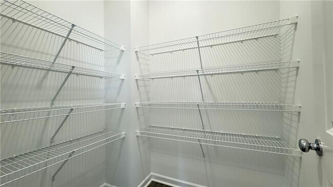 Building Photo - 9 Peeples Dr