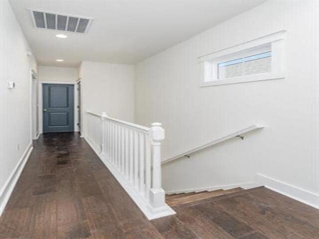 Building Photo - 419 Glenview Dr