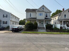 Building Photo - 97 Davis Ave