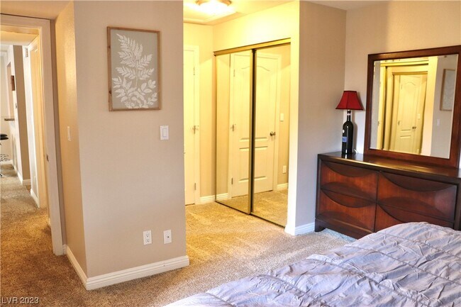 Building Photo - 2111 Jetty Rock Dr