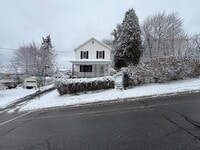 Building Photo - 608 Cooper Ave