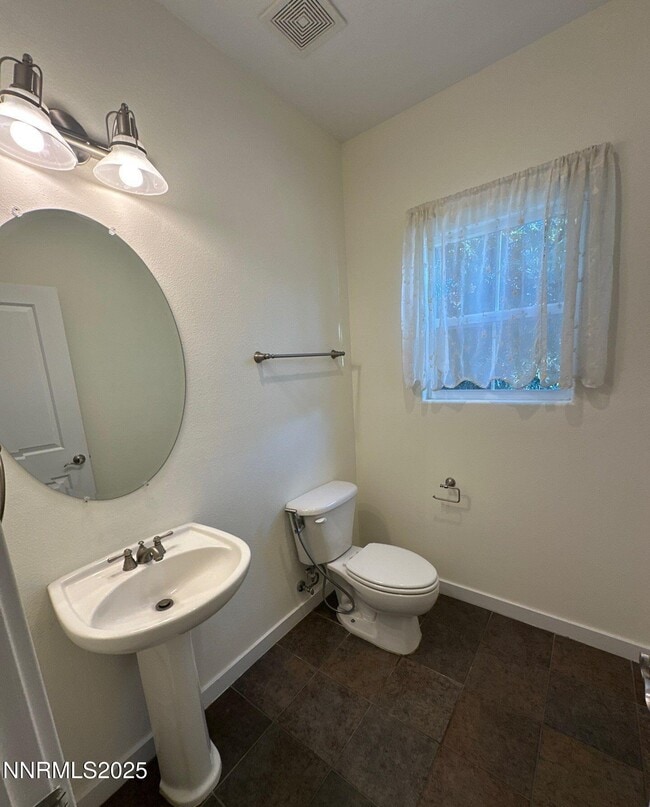 Building Photo - 1279 Par Three Dr