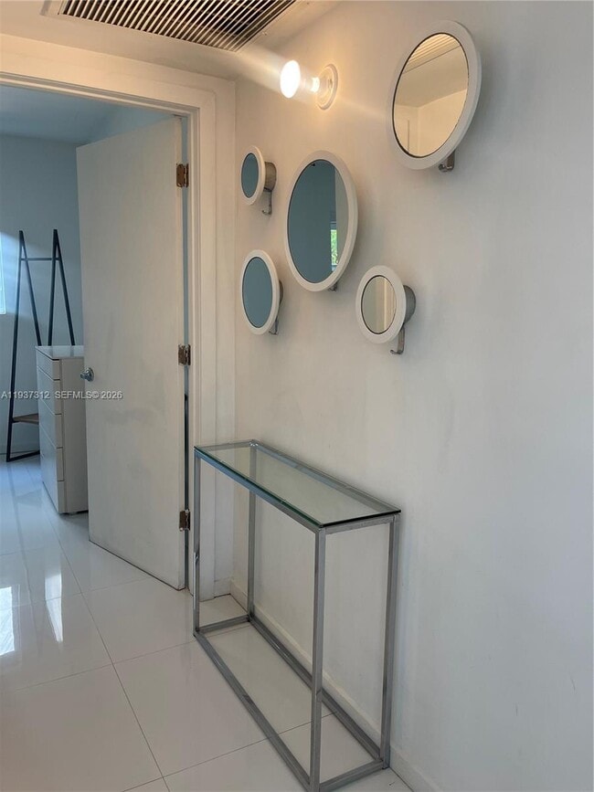 Building Photo - 801 15th St