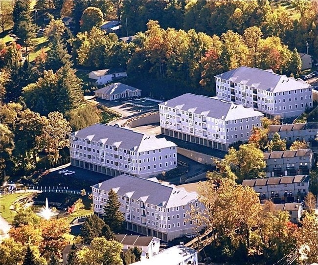 Fountain View Condos 500 Fountain Vw WV 26505 Apartment