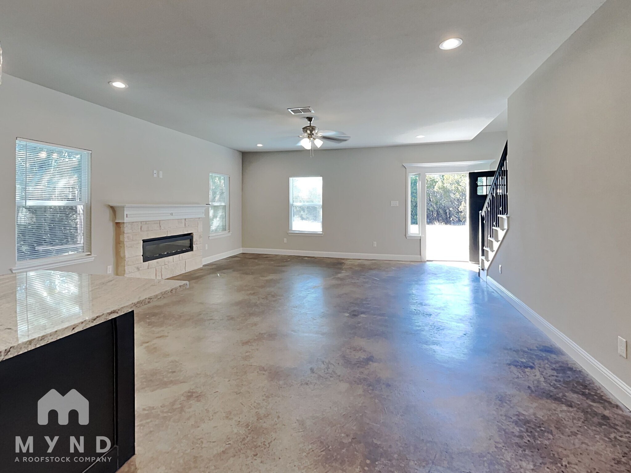 Building Photo - 5711 Barkridge Dr