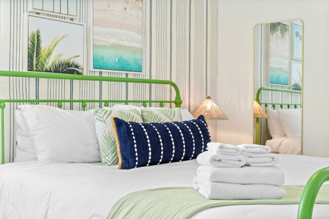 Building Photo - 12263 90th Ave