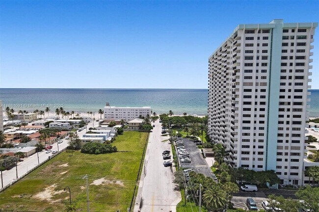 Building Photo - 1201 S Ocean Dr