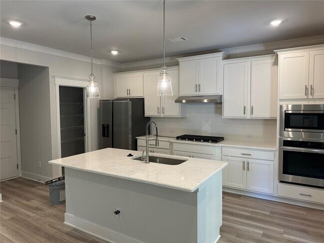 Building Photo - 796 Winding Rose Dr