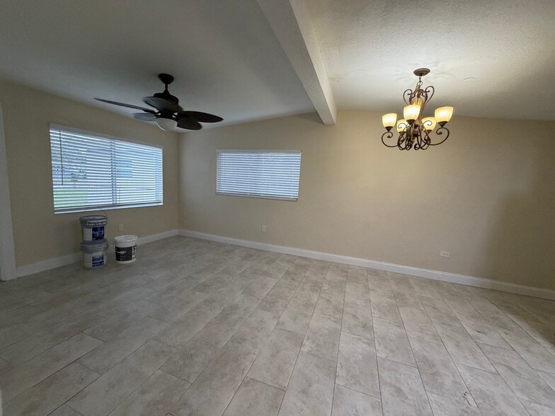 Building Photo - 3125 NW 2nd St