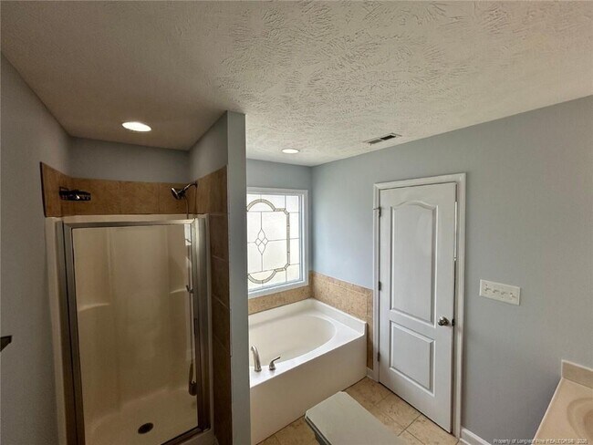 Building Photo - 231 Brightwood Dr
