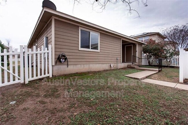 Building Photo - 1612 Corn Hill Ln