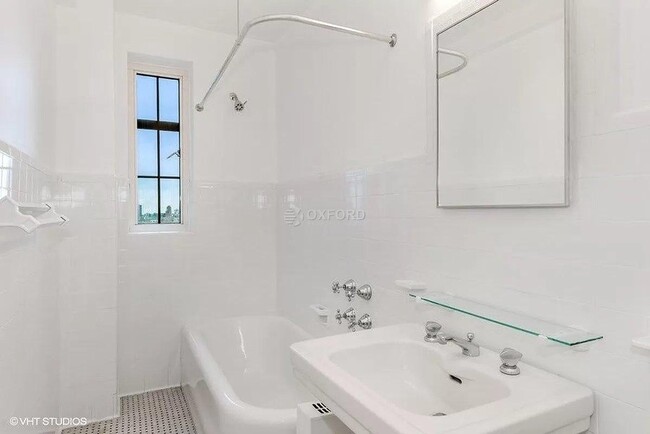 Building Photo - 241 Central Park West