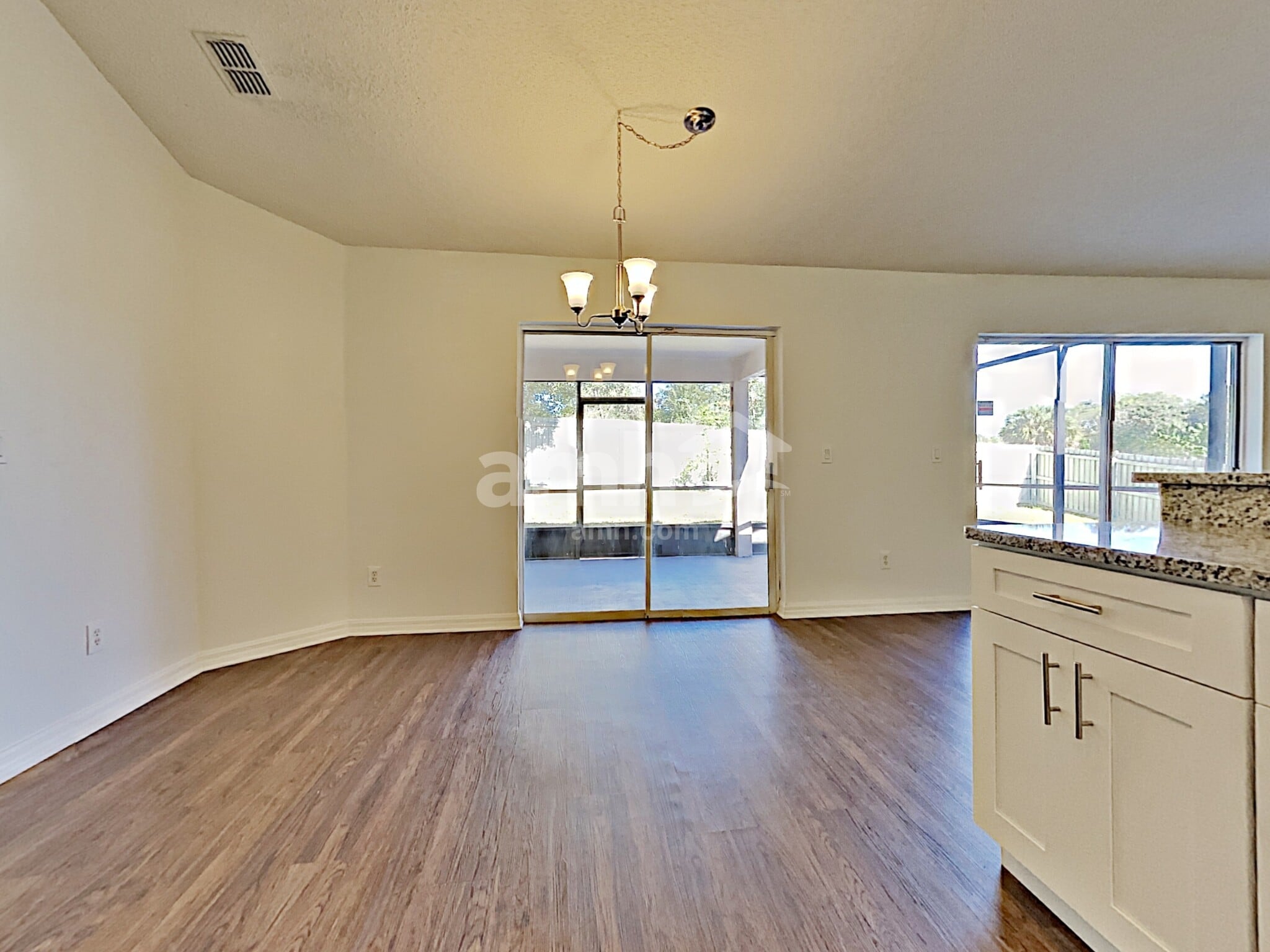 Building Photo - 8813 Scenic Vista Ct