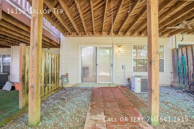Building Photo - 14159 Gallop Terrace