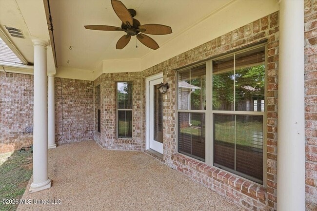Building Photo - 146 Tradition Pkwy