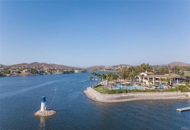 Building Photo - Charming Canyon Lake Home