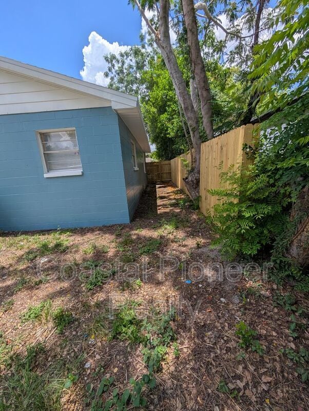 Building Photo - 3721 N Whittier St