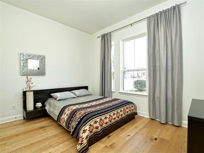 Building Photo - 4100 Rainy Creek Ln