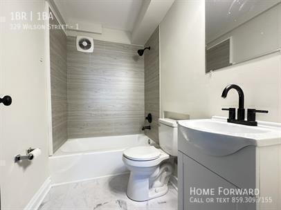 Building Photo - 329 Wilson St