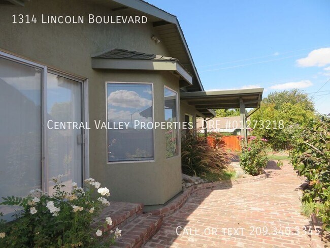 Building Photo - 1314 Lincoln Blvd