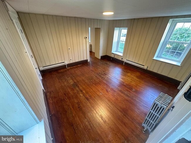 Building Photo - 130 Game Farm Rd