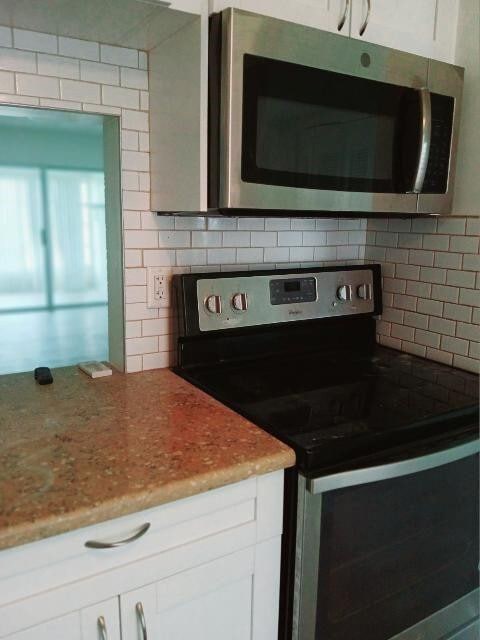 Building Photo - 6300 NW 62nd St