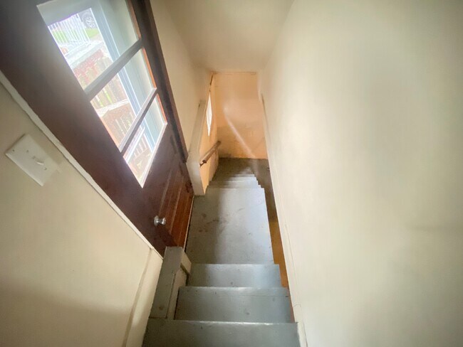 Building Photo - 3840 Olive St