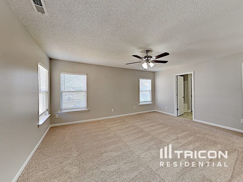 Building Photo - 3209 Mackinac Island Ln