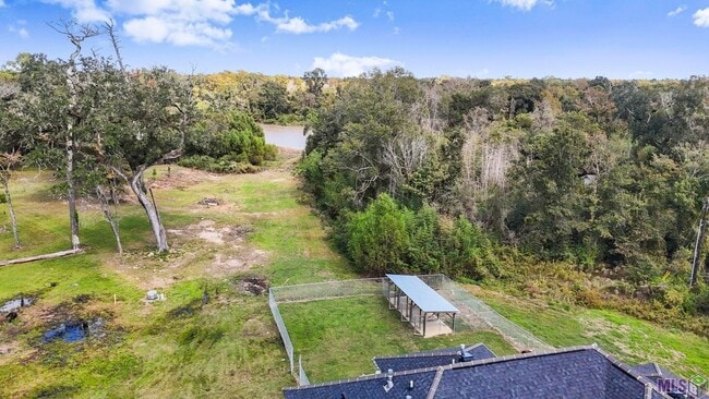 Building Photo - 9825 Fawn Vw Dr