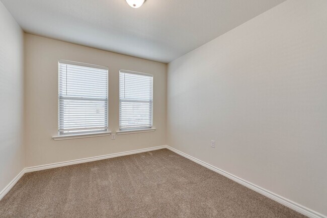 Building Photo - Limited-Time Move-In Special - $1,999 FIRST MONTH RENT