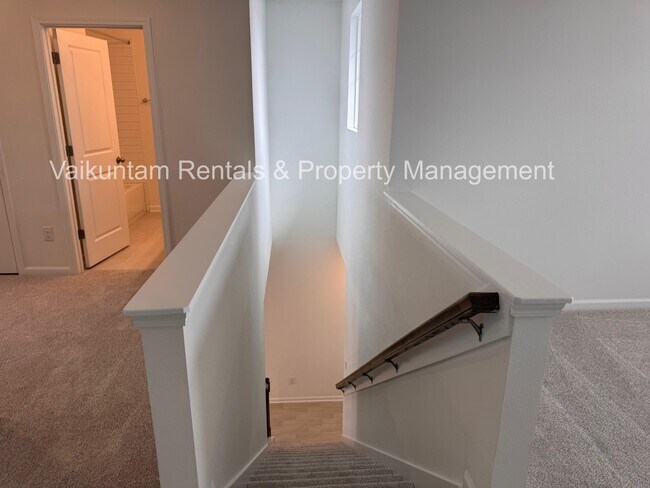 Building Photo - 91 Silver Myrtle Ct