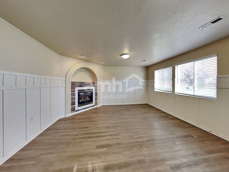 Building Photo - 4679 W 4350 S