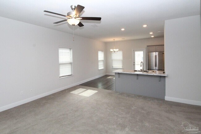 Building Photo - 3865 Sandspur Ln
