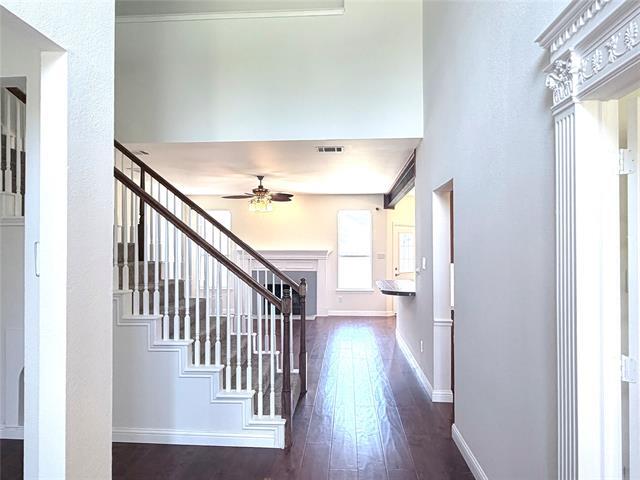 Building Photo - 10109 Samantha Dr