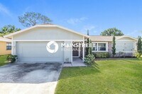 Building Photo - 3 Bedroom Pet-Friendly Home in Melbourne, FL with Main Street Renewal