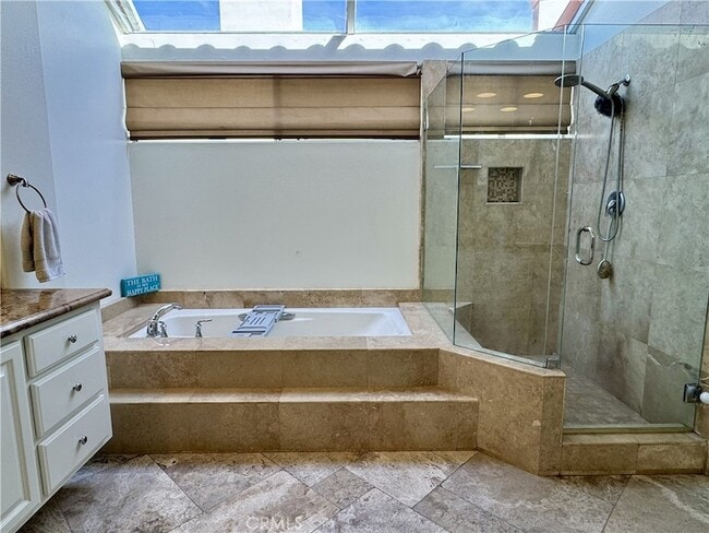 Building Photo - 14 Cala D Or