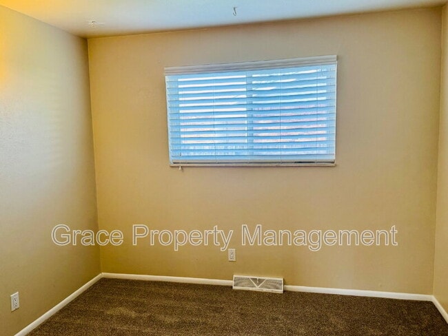 Building Photo - 9123 Perry St