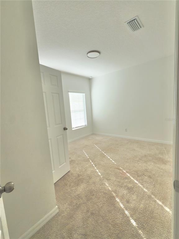 Building Photo - 124 Denali St