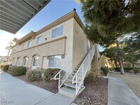 Building Photo - 3400 Cabana Dr