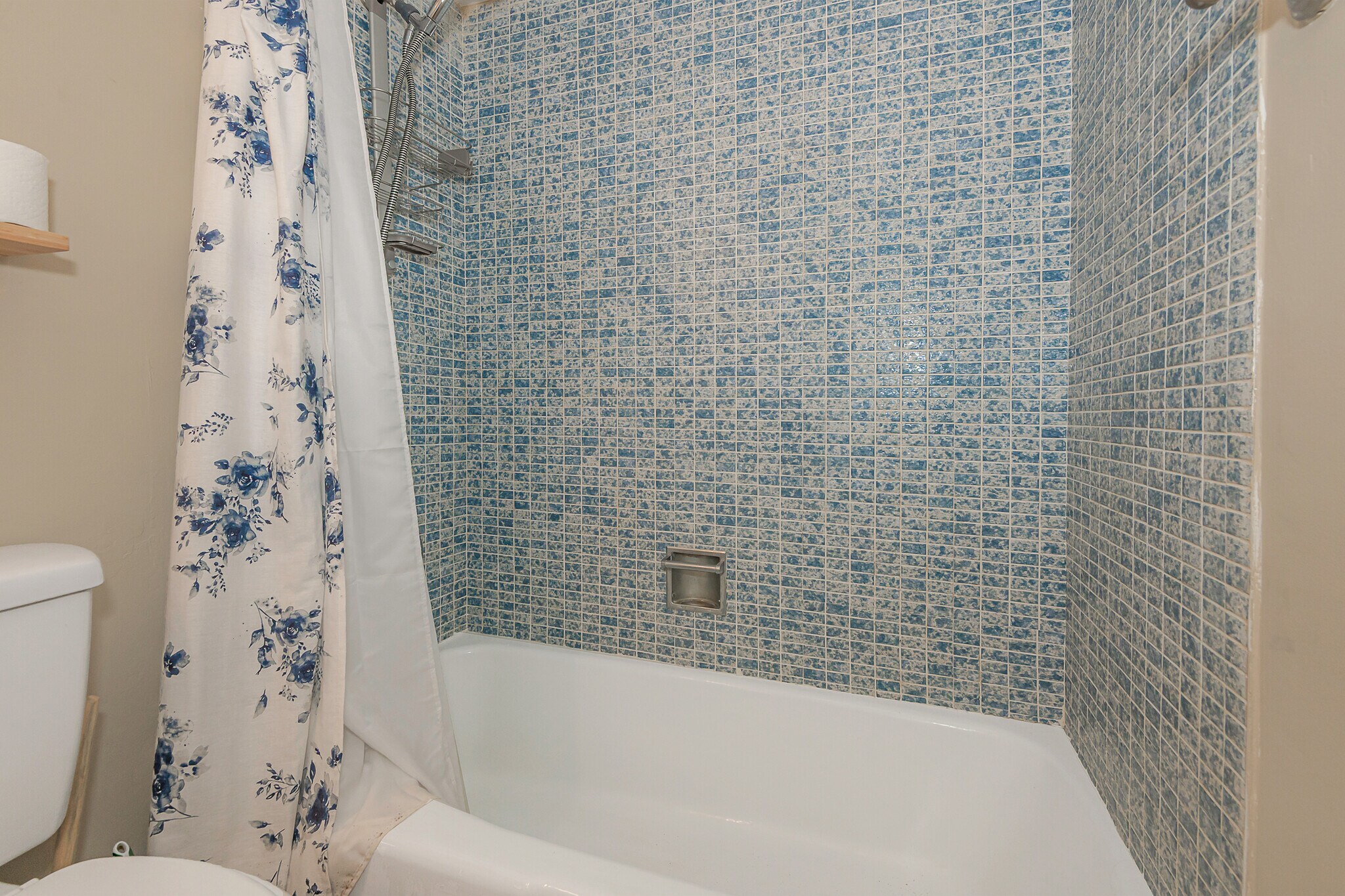 Building Photo - 710 N Ocean Blvd