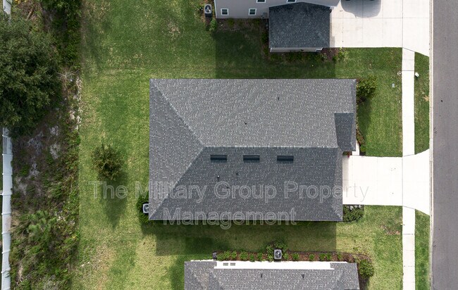 Building Photo - 1837 Amberly Dr