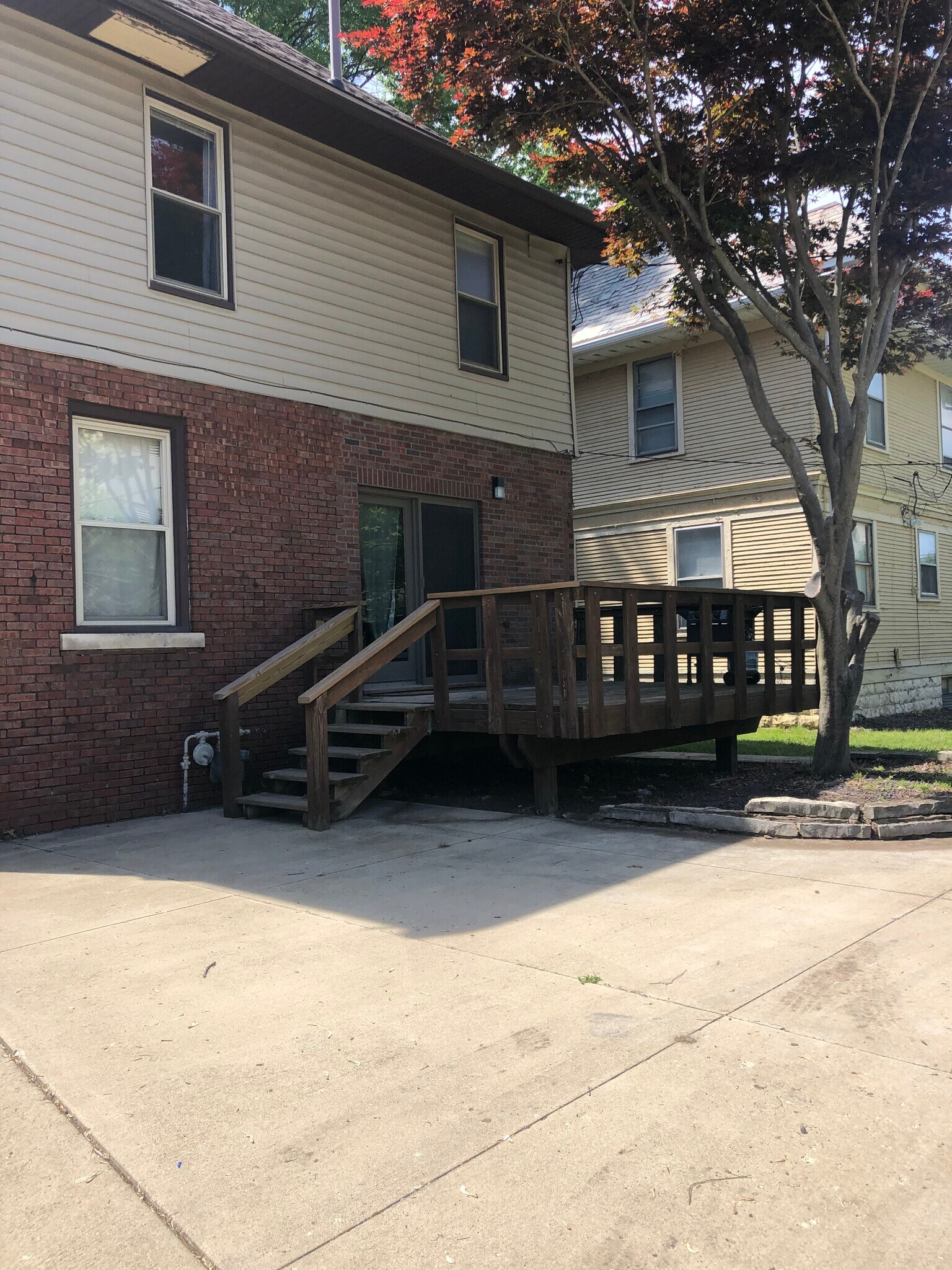 Building Photo - 906 N Cooper St